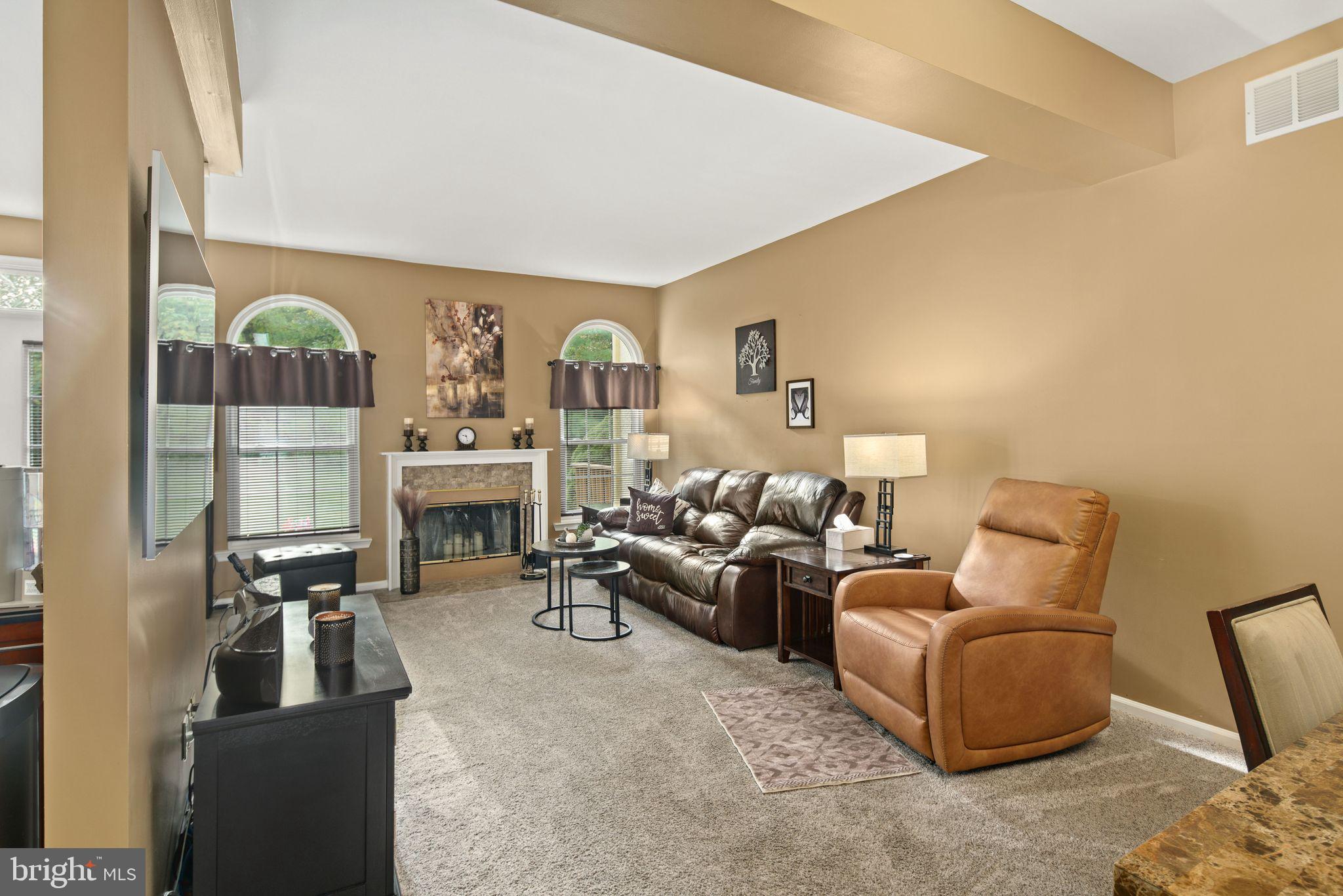 ANDORRA WOODS - Residential