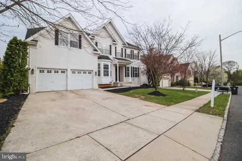 MLS: NJBL2085732