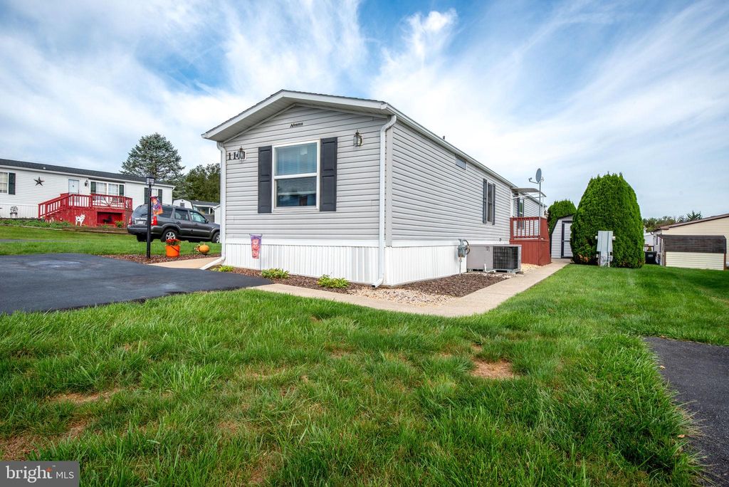 Photo of 114 Pheasant Ridge Circle, LANCASTER, PA 17603 (MLS # PALA2077304)