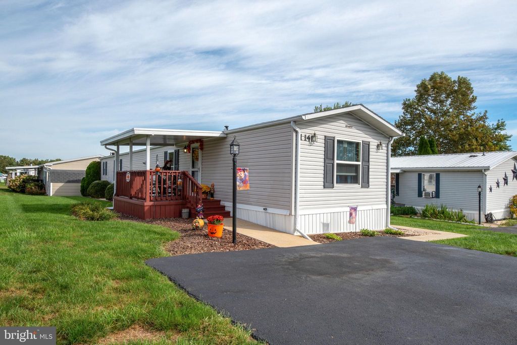 Photo of 114 Pheasant Ridge Circle, LANCASTER, PA 17603 (MLS # PALA2077304)