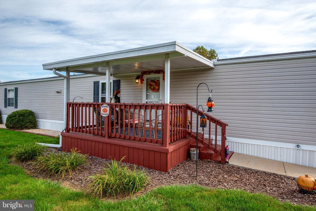 Photo of 114 Pheasant Ridge Circle, LANCASTER, PA 17603 (MLS # PALA2077304)