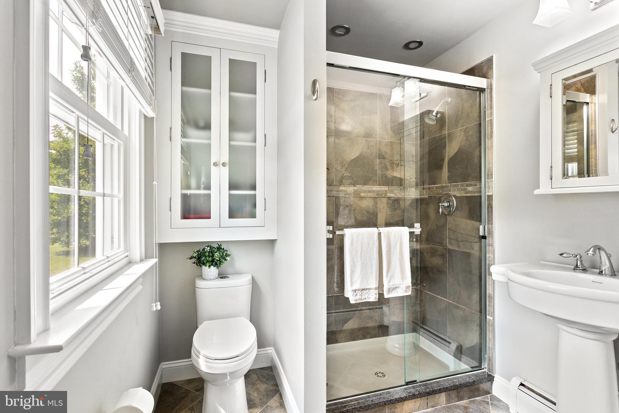 VALLEY MEDE - Residential