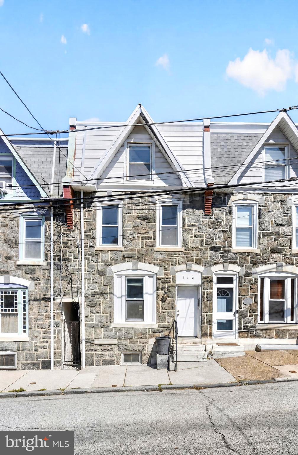 112 HERMIT STREET