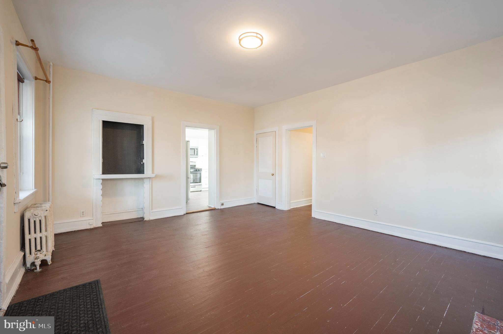 ROXBOROUGH - Residential Lease