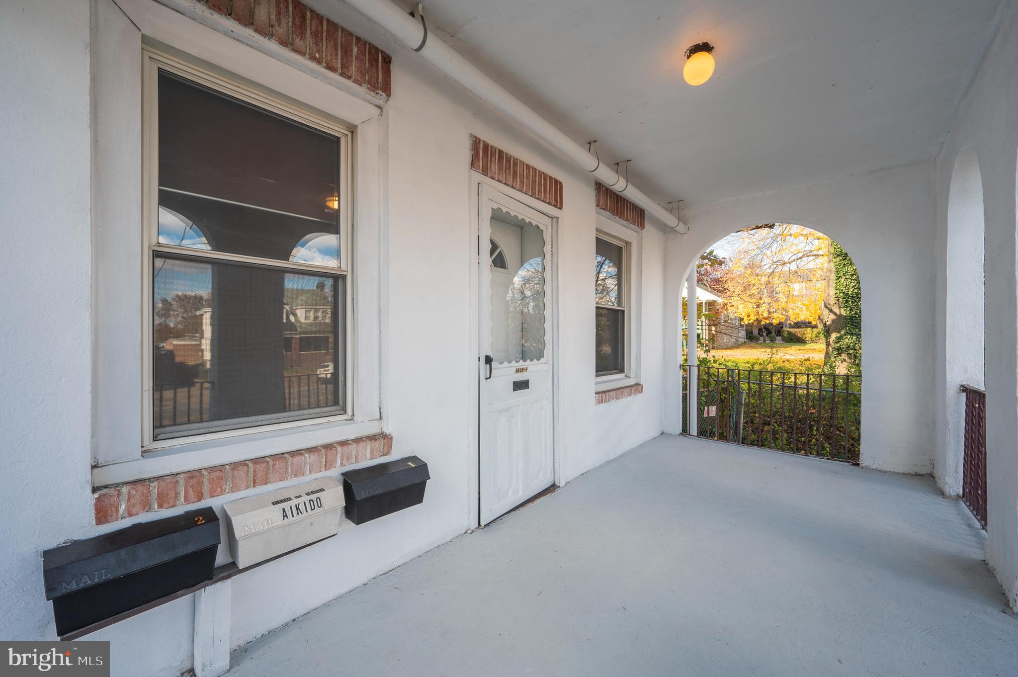 ROXBOROUGH - Residential Lease