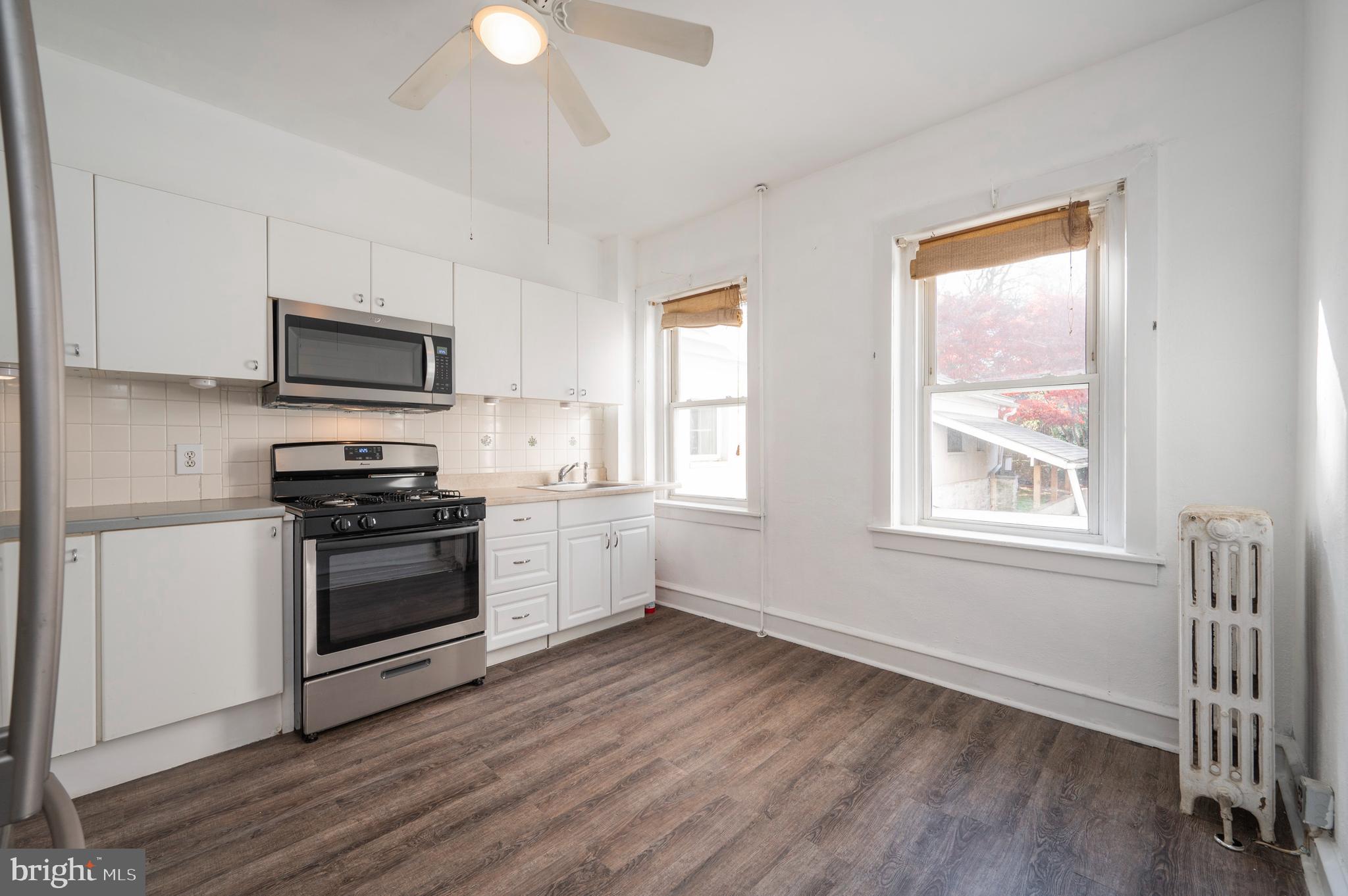 ROXBOROUGH - Residential Lease