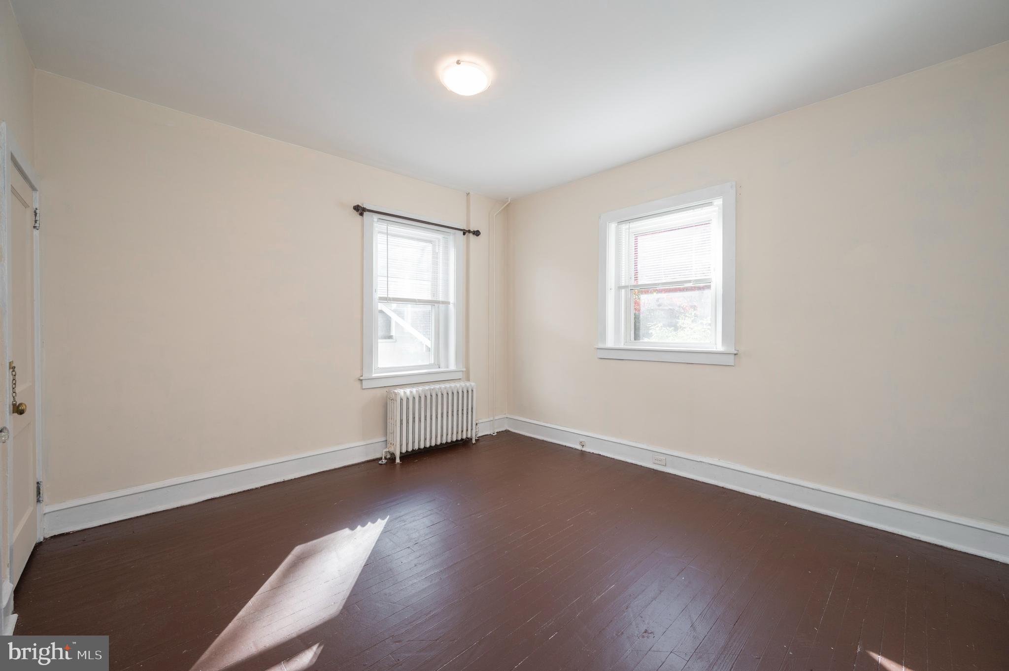 ROXBOROUGH - Residential Lease