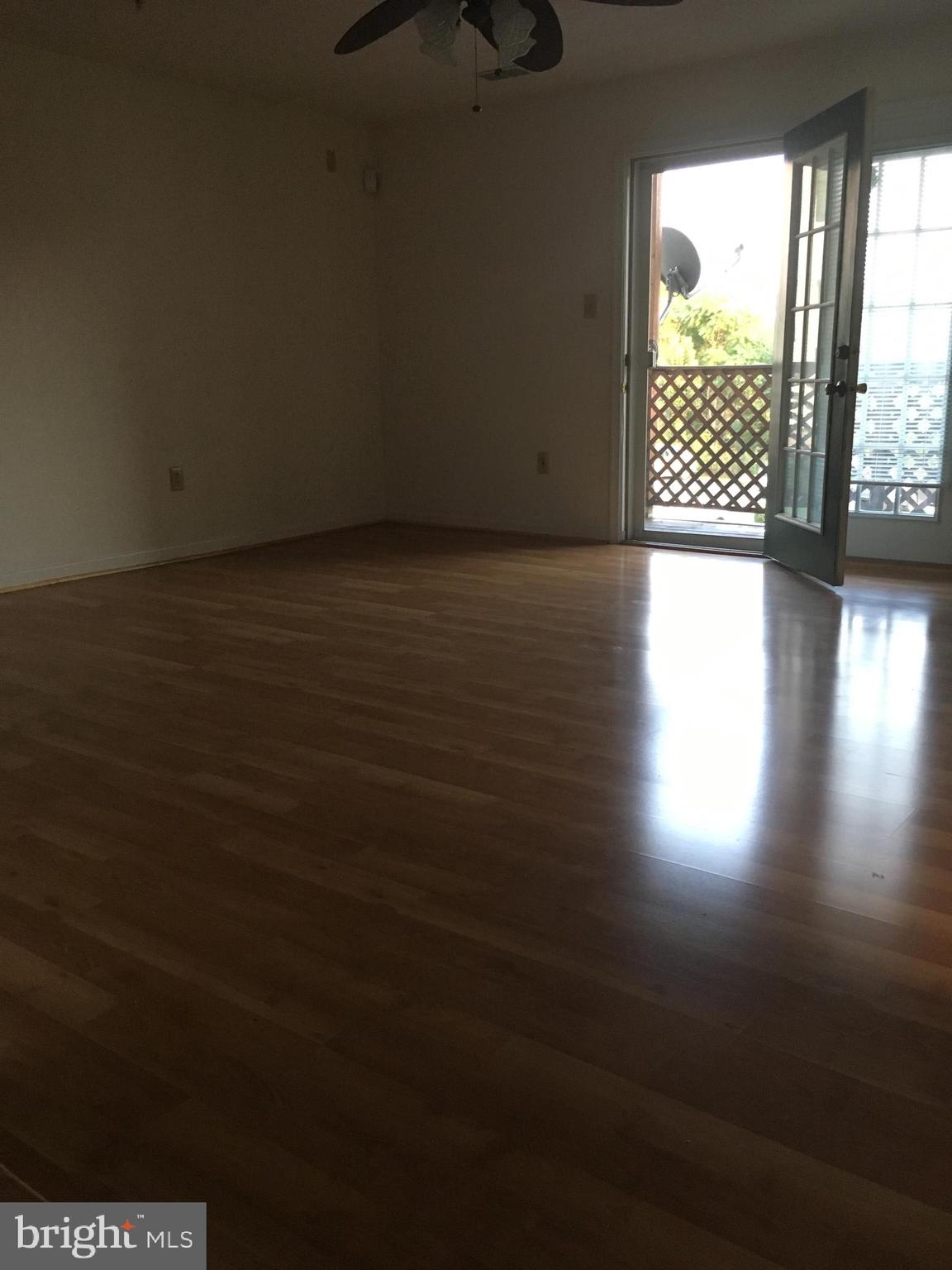 SIGNAL KNOB STATION - Residential Lease