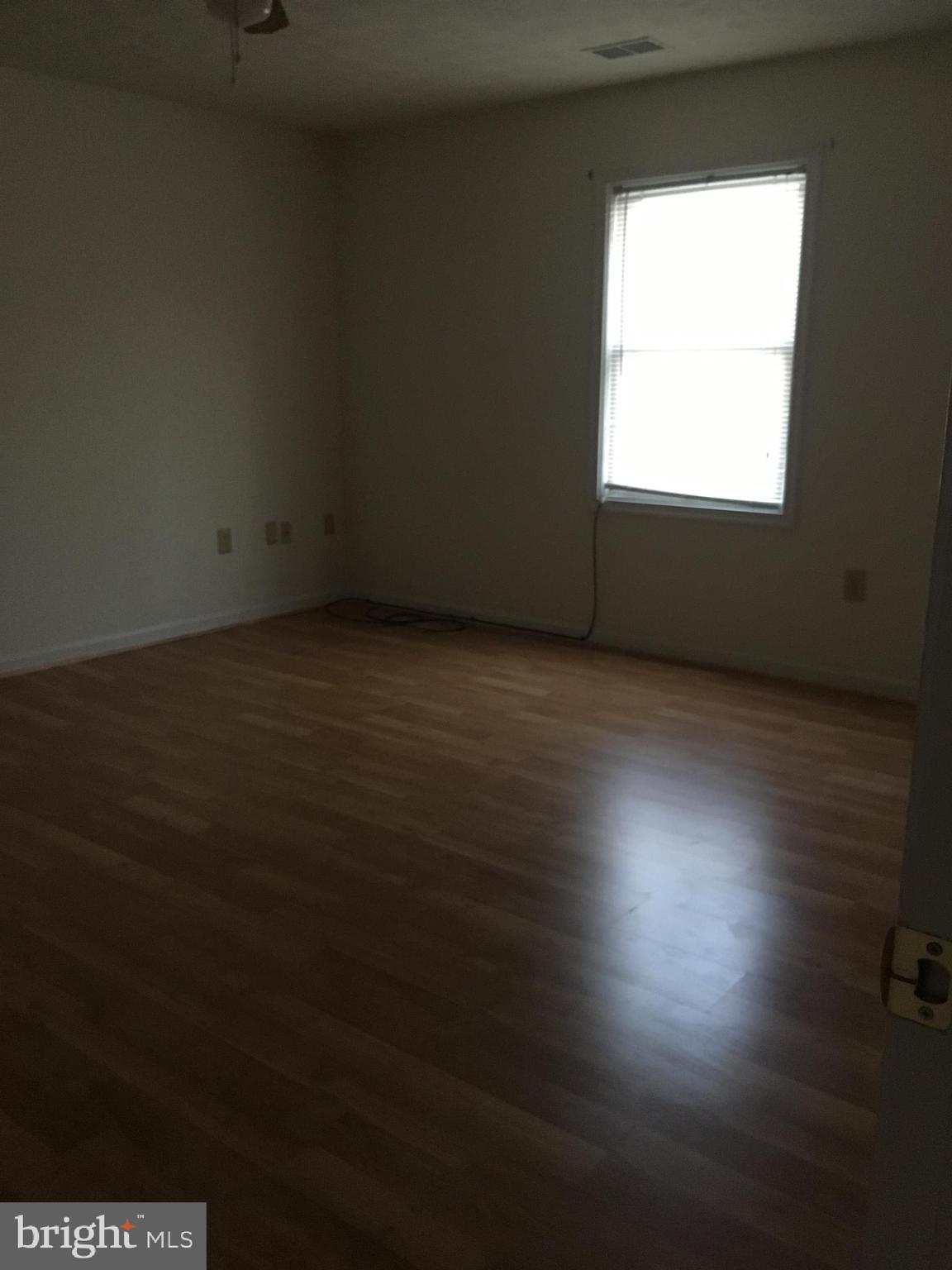 SIGNAL KNOB STATION - Residential Lease