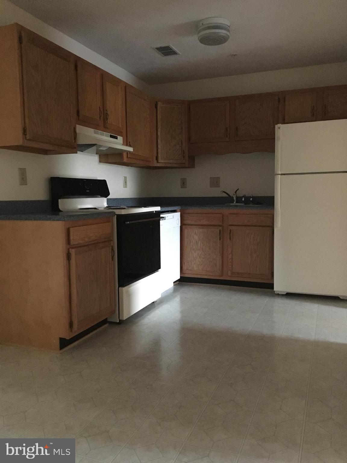 SIGNAL KNOB STATION - Residential Lease