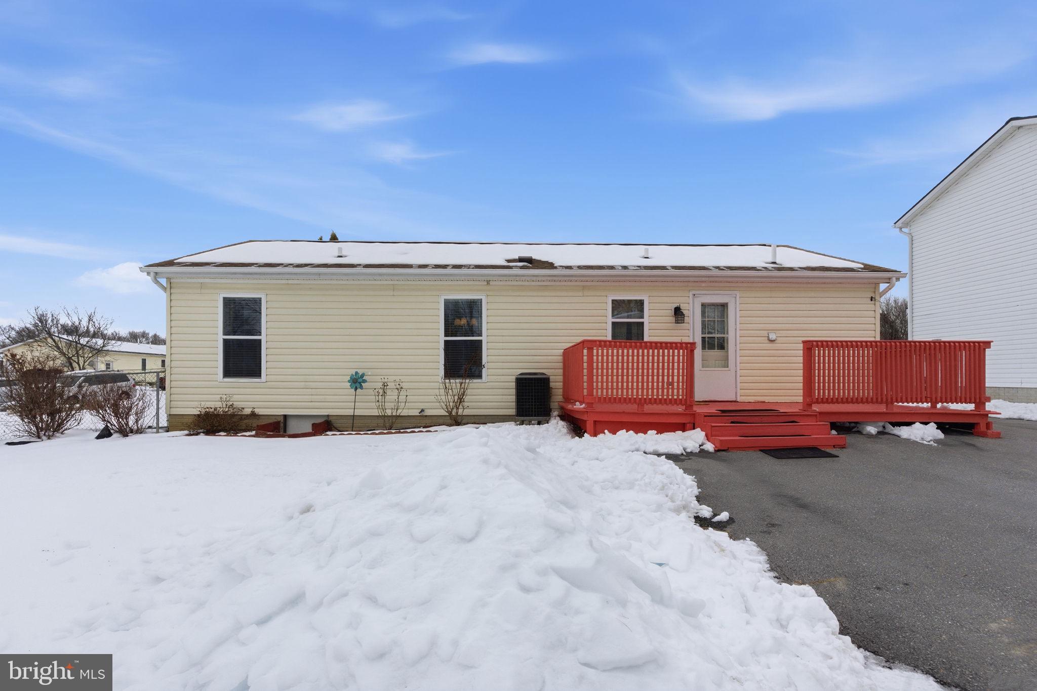 SPRINGFIELD VILLAGE - Residential