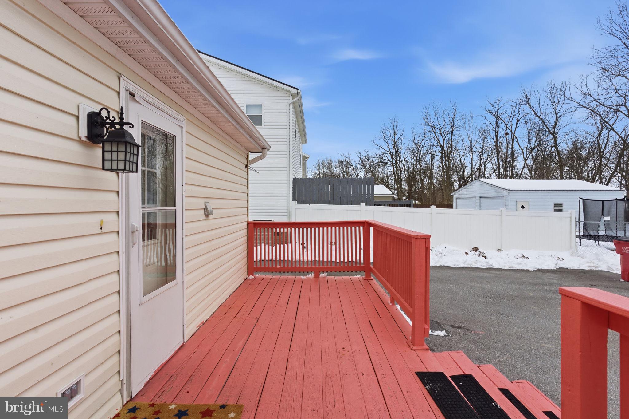 SPRINGFIELD VILLAGE - Residential