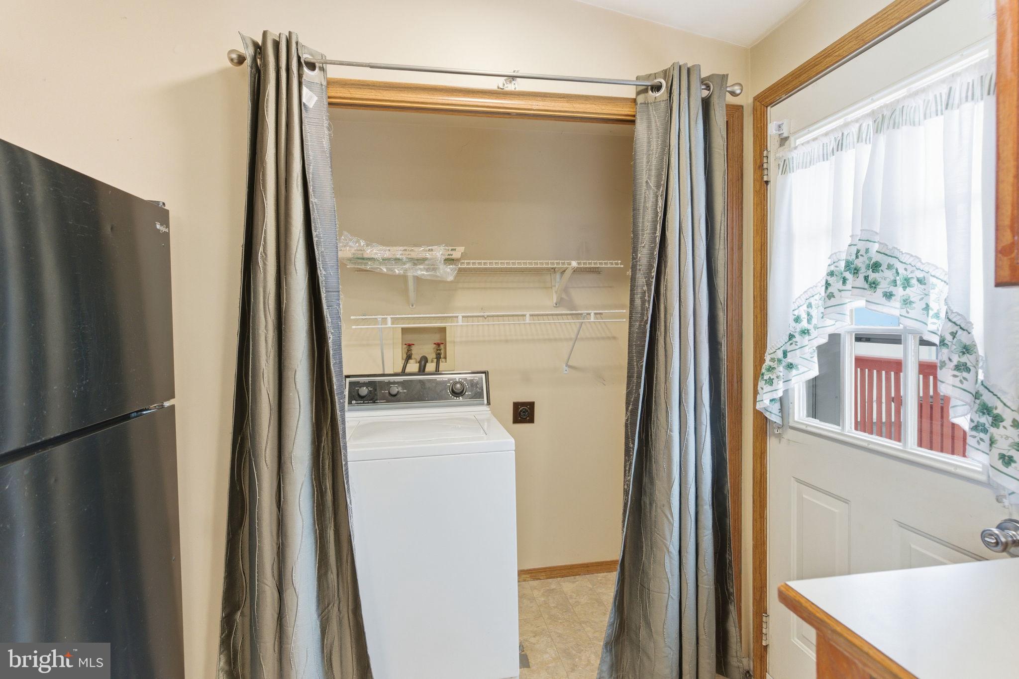 SPRINGFIELD VILLAGE - Residential