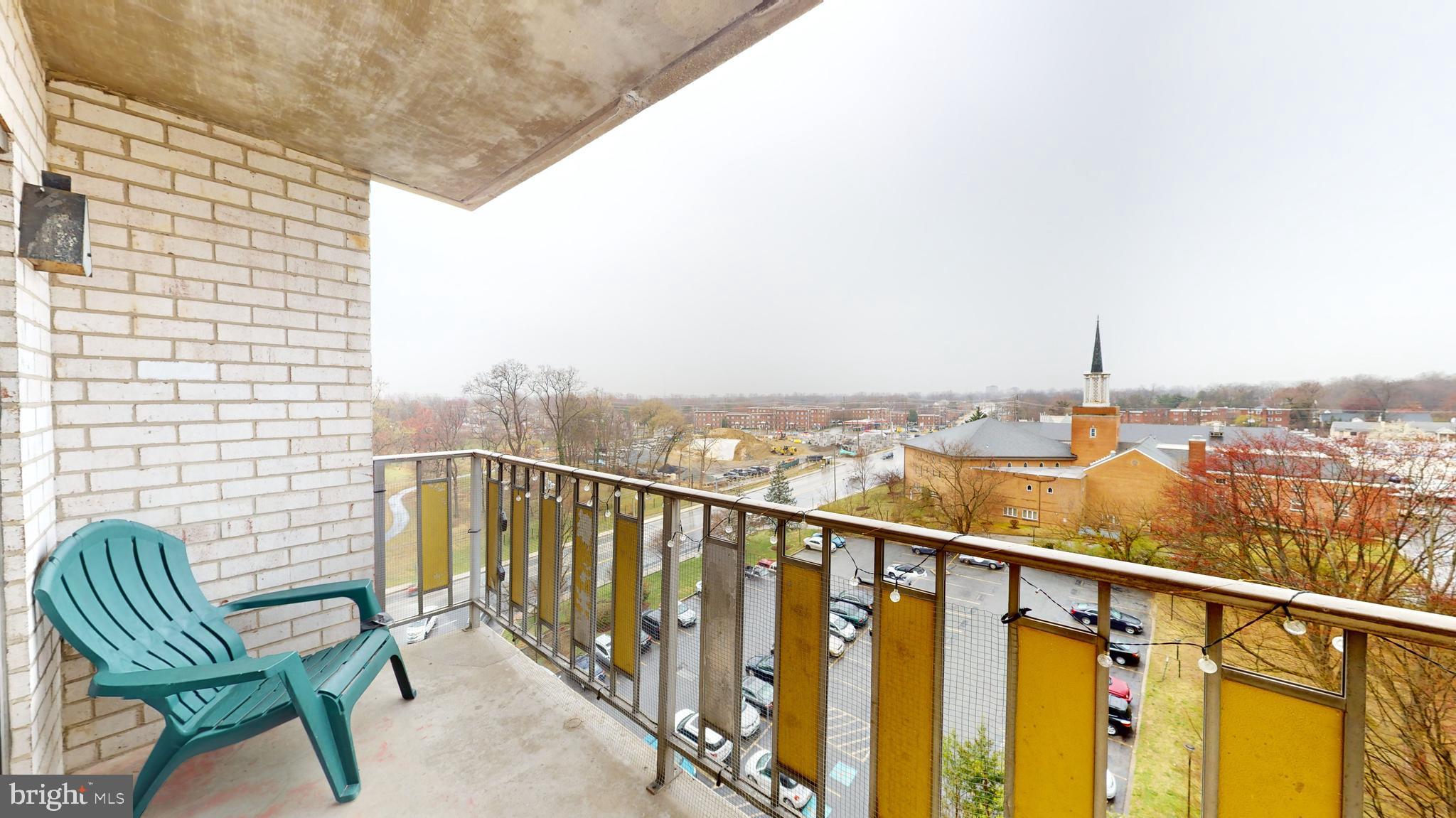 PINEWAY TOWERS - Residential