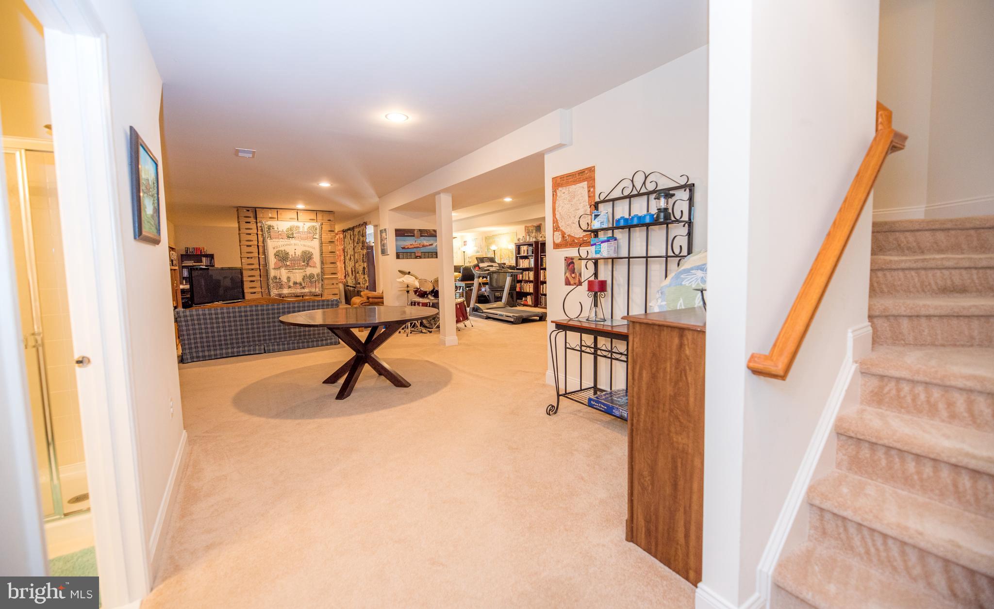 LOUDOUN VALLEY CARRIAGES - Residential