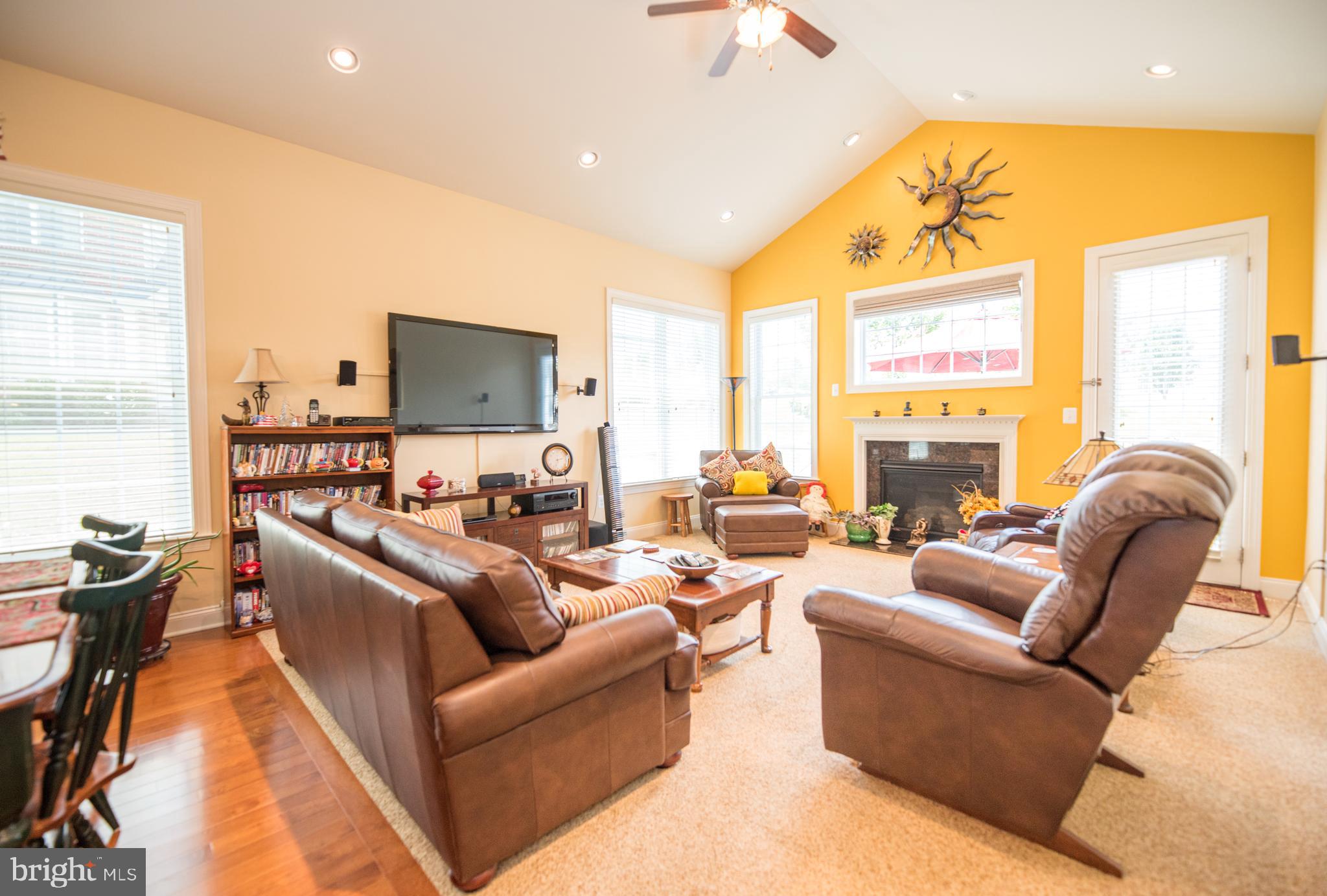 LOUDOUN VALLEY CARRIAGES - Residential