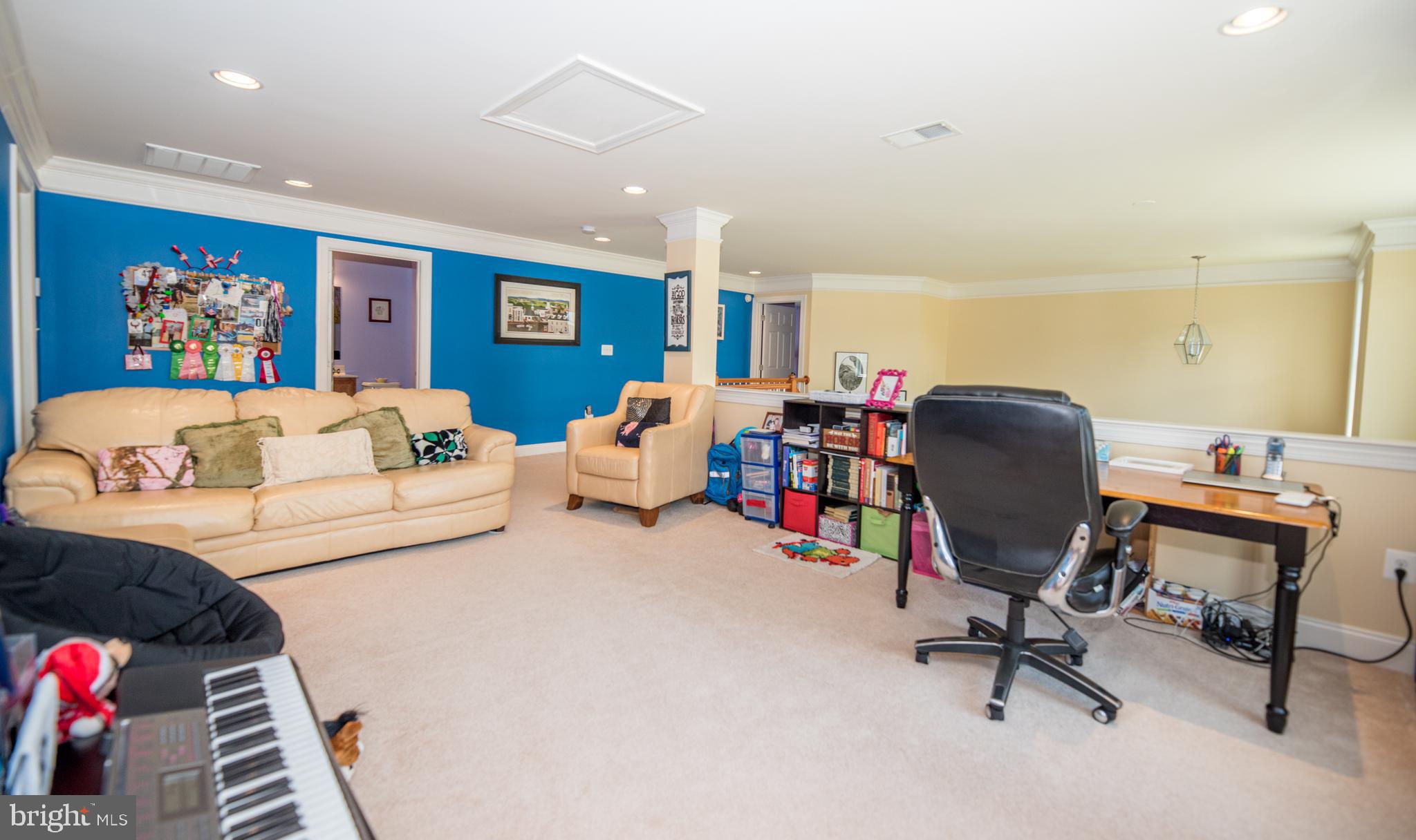 LOUDOUN VALLEY CARRIAGES - Residential