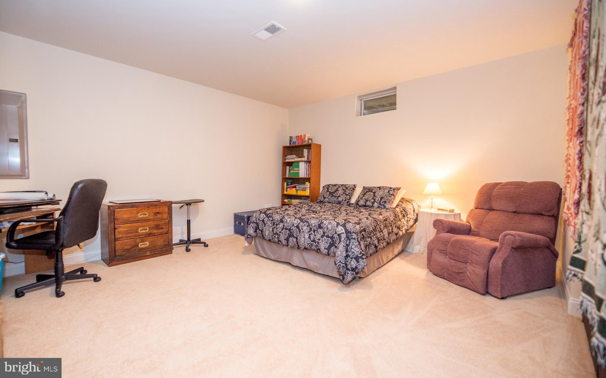 LOUDOUN VALLEY CARRIAGES - Residential