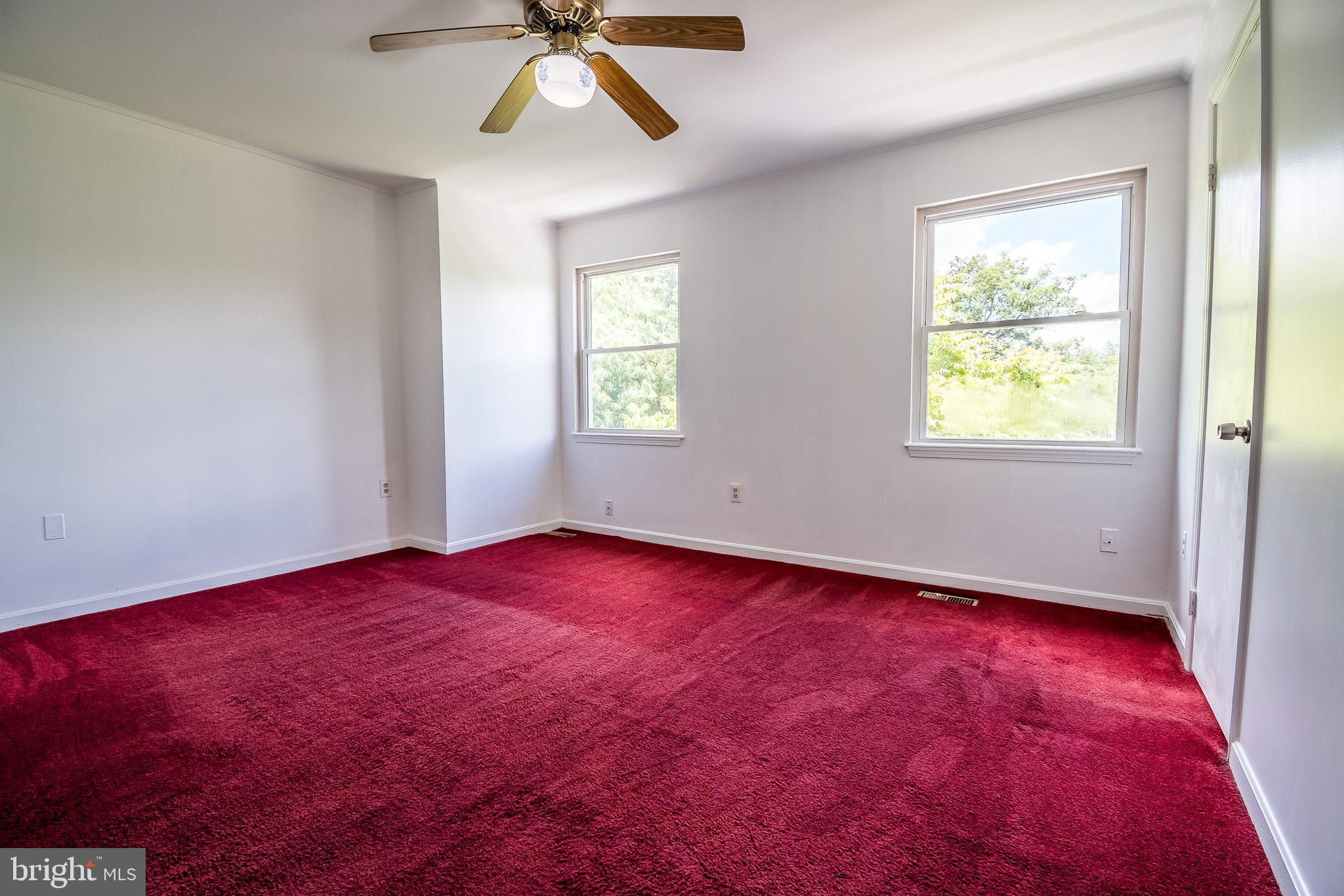 POINT OF WOODS - Residential