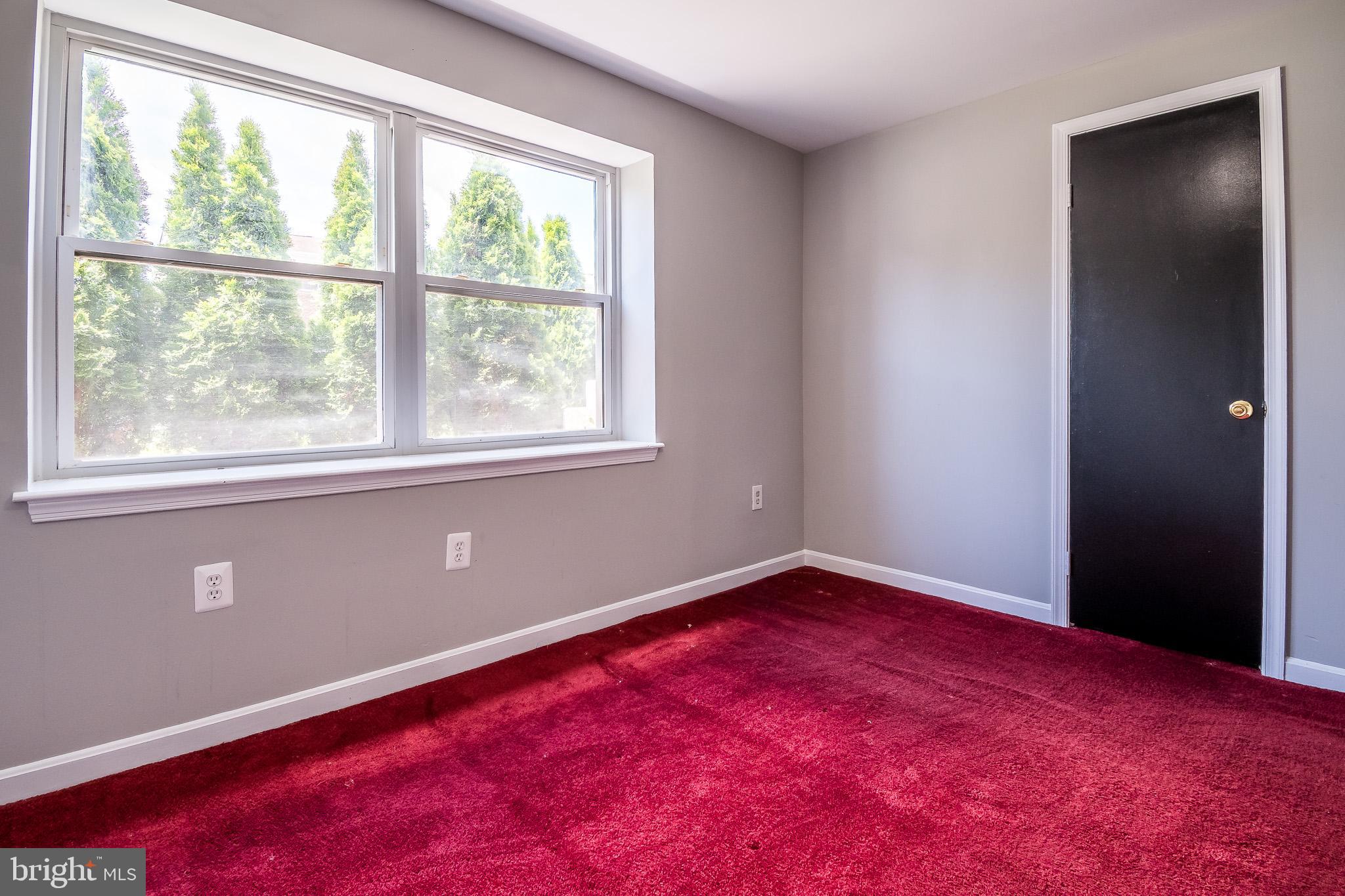 POINT OF WOODS - Residential