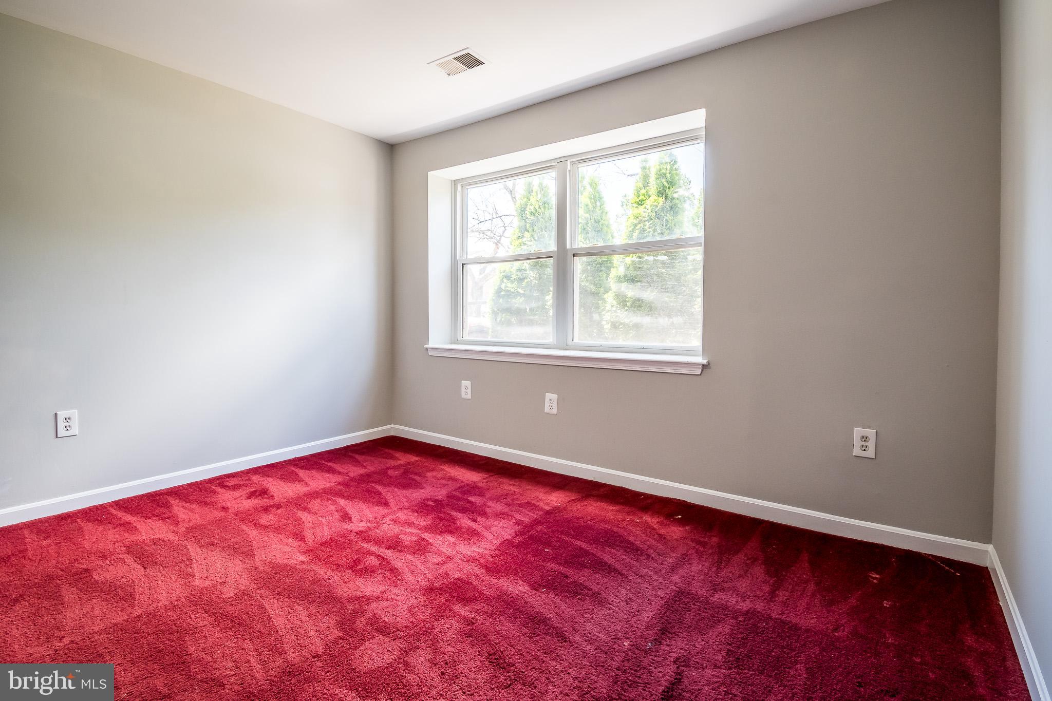 POINT OF WOODS - Residential