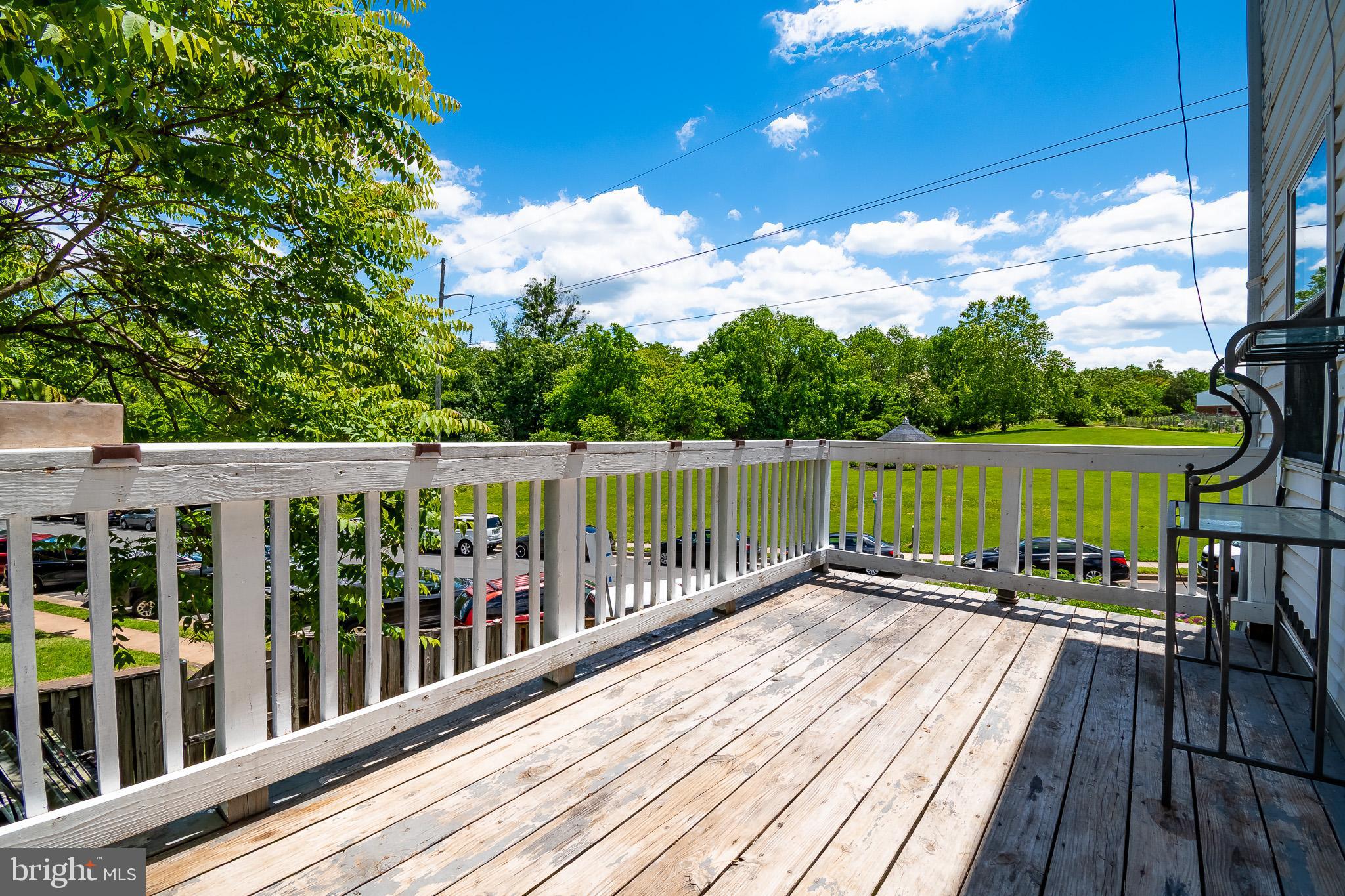 POINT OF WOODS - Residential