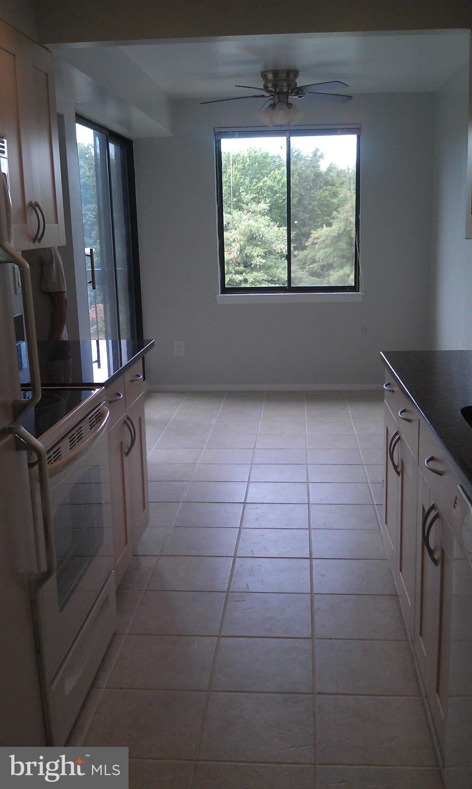 TREEBROOKE CONDOMINIUM - Residential Lease