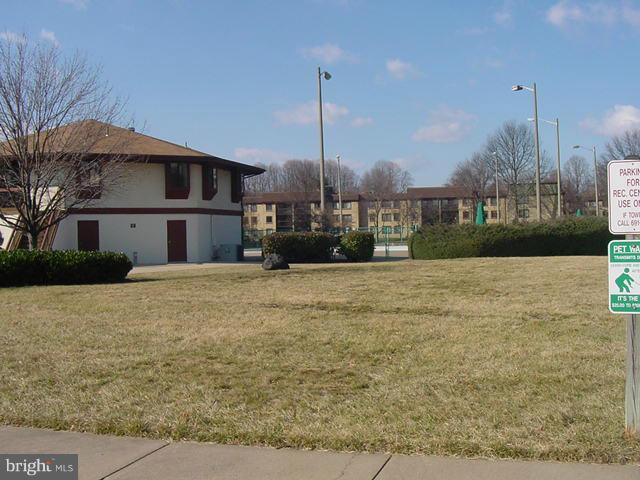 TREEBROOKE CONDOMINIUM - Residential Lease