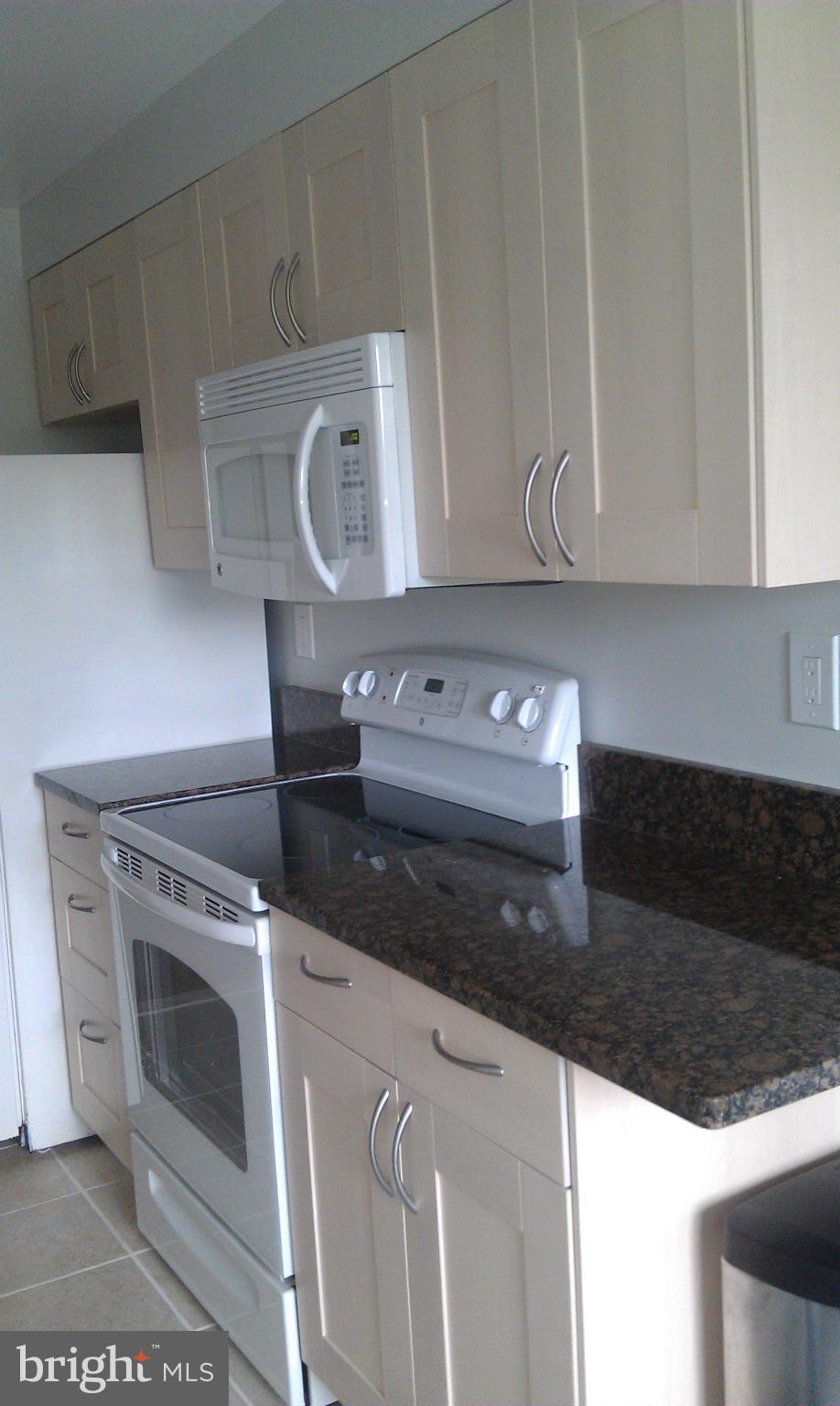 TREEBROOKE CONDOMINIUM - Residential Lease