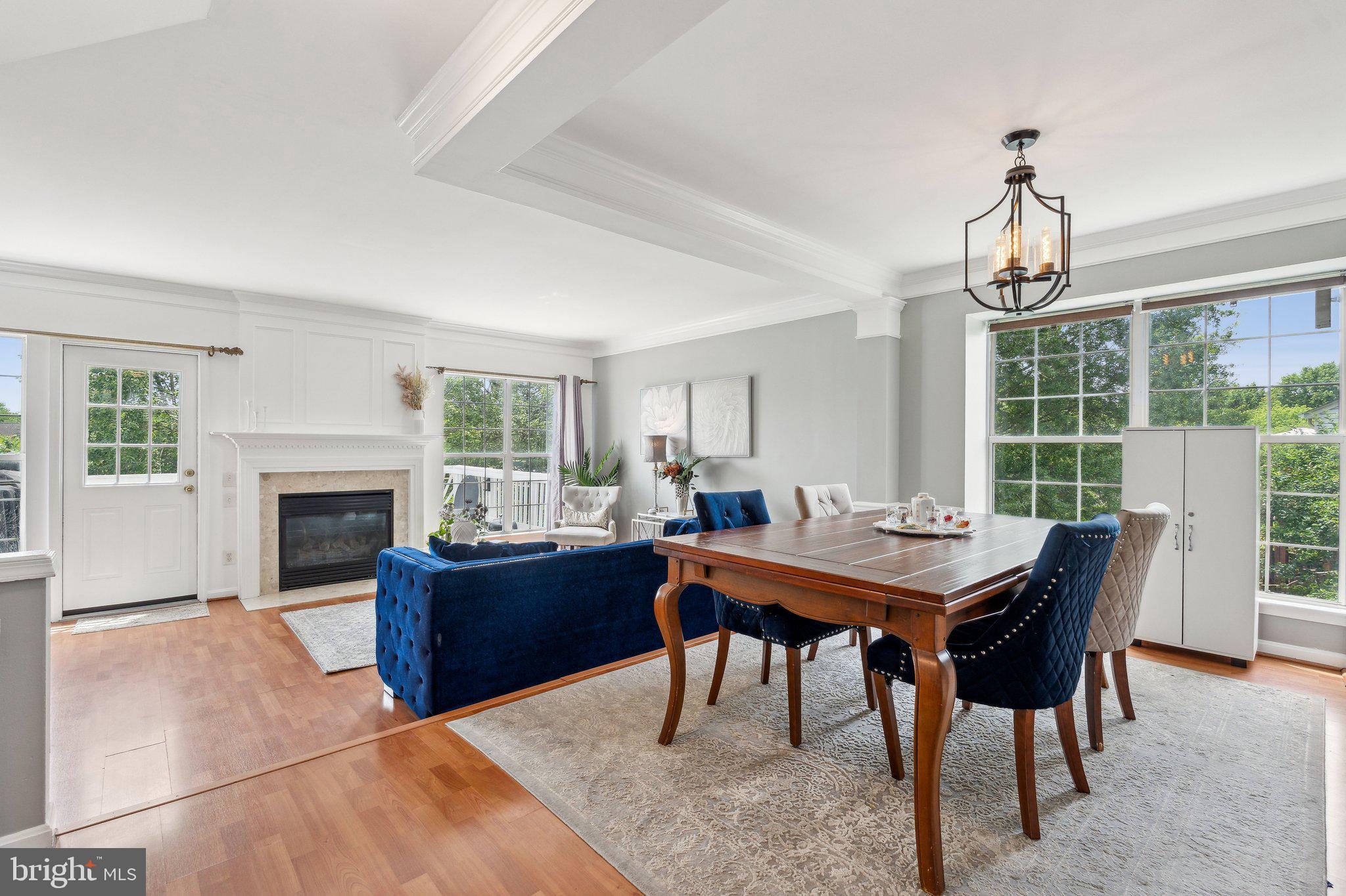 43261 CHOKEBERRY SQUARE