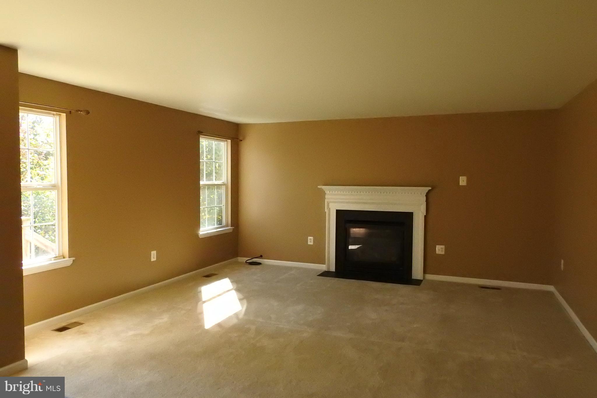 STONERIDGE OVERLOOK - Residential