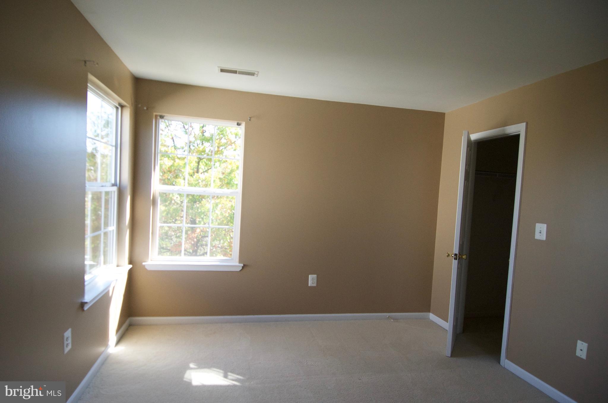 STONERIDGE OVERLOOK - Residential