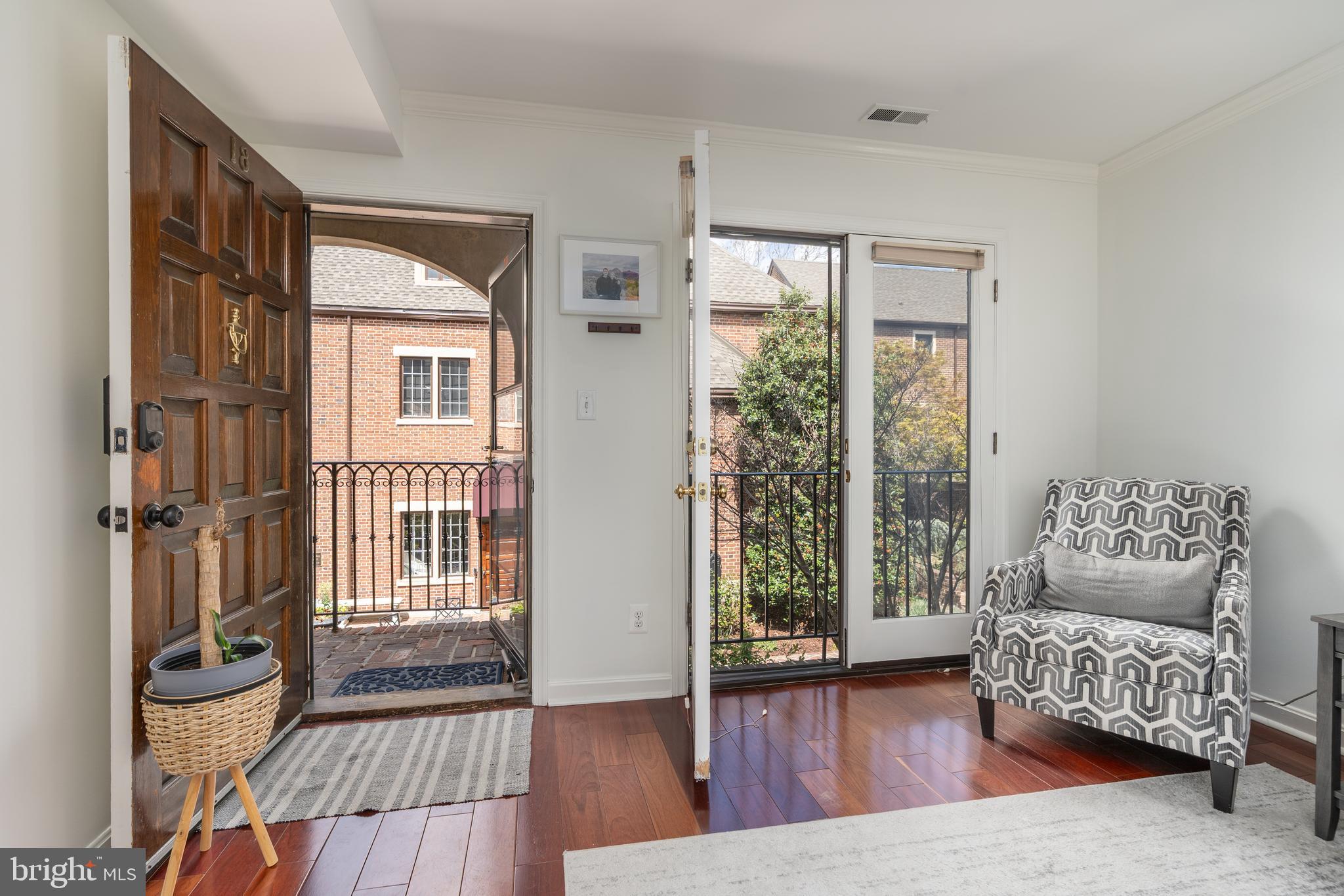 1715 15TH STREET NW 18