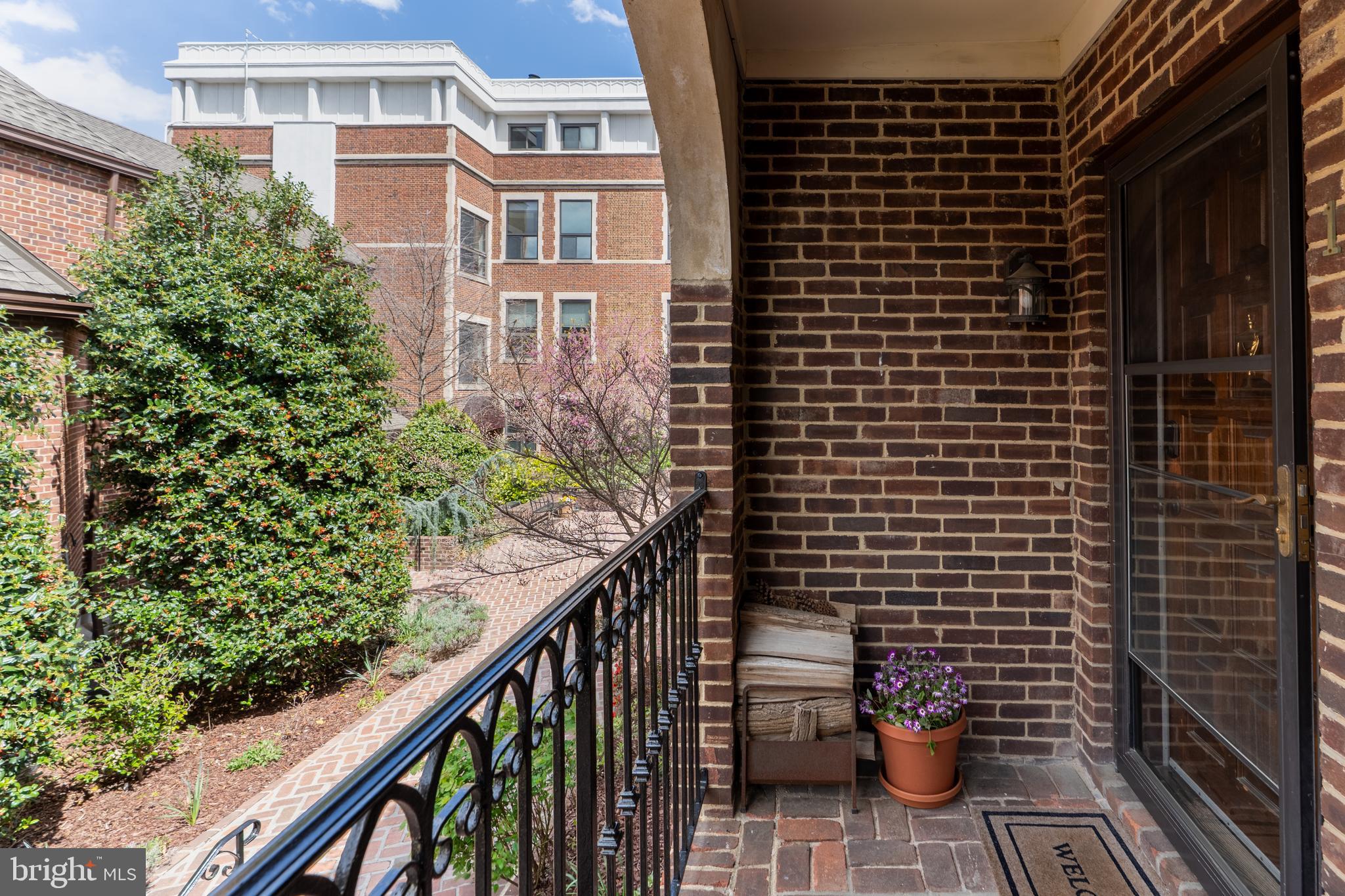 1715 15TH STREET NW 18