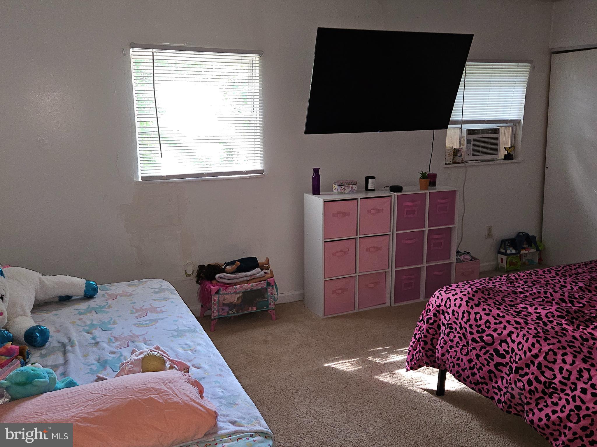 OAKMONT - Residential