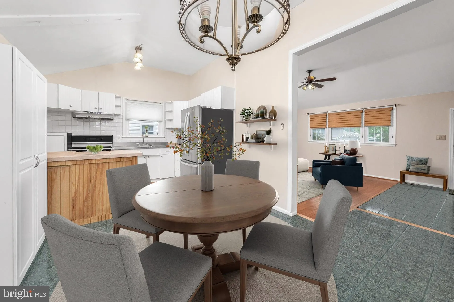 West Deptford, New Jersey 08096, United States, 4 Bedrooms Bedrooms, ,2 BathroomsBathrooms,Residential,Active,185971