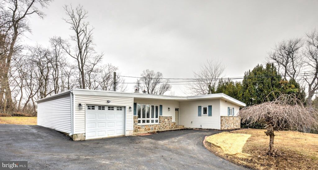 Photo of 904 S Chester Road, WEST CHESTER, PA 19382 (MLS # PACT2114238)