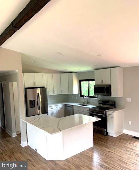 WARR LAKES - Residential