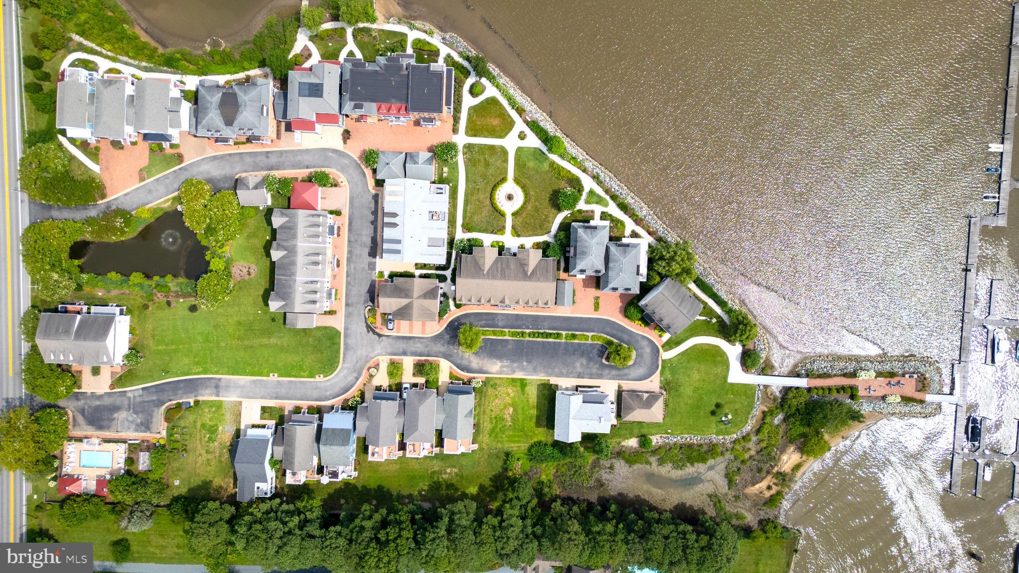 102 LITTLE HARBOR WAY