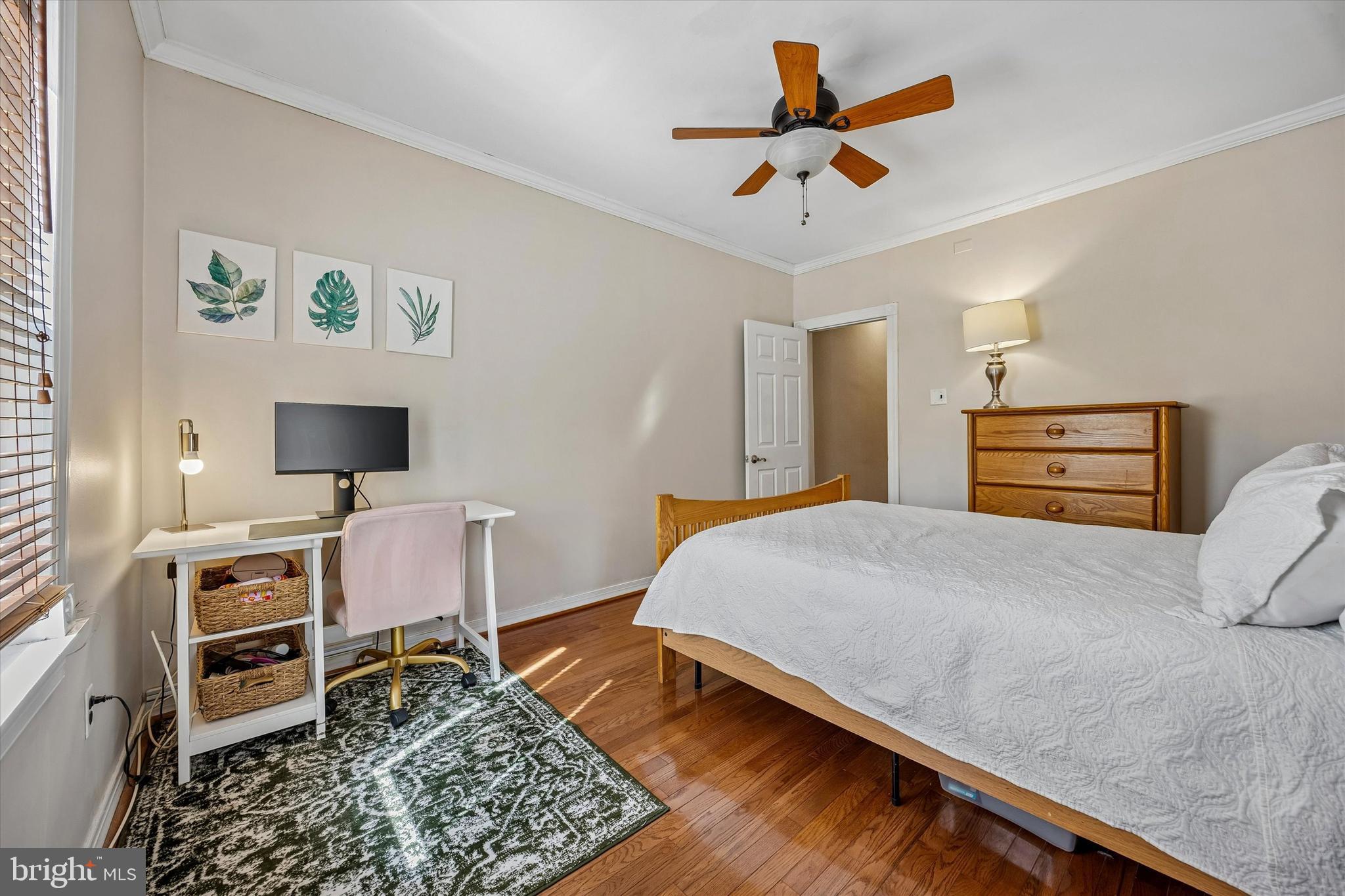 ROXBOROUGH - Residential