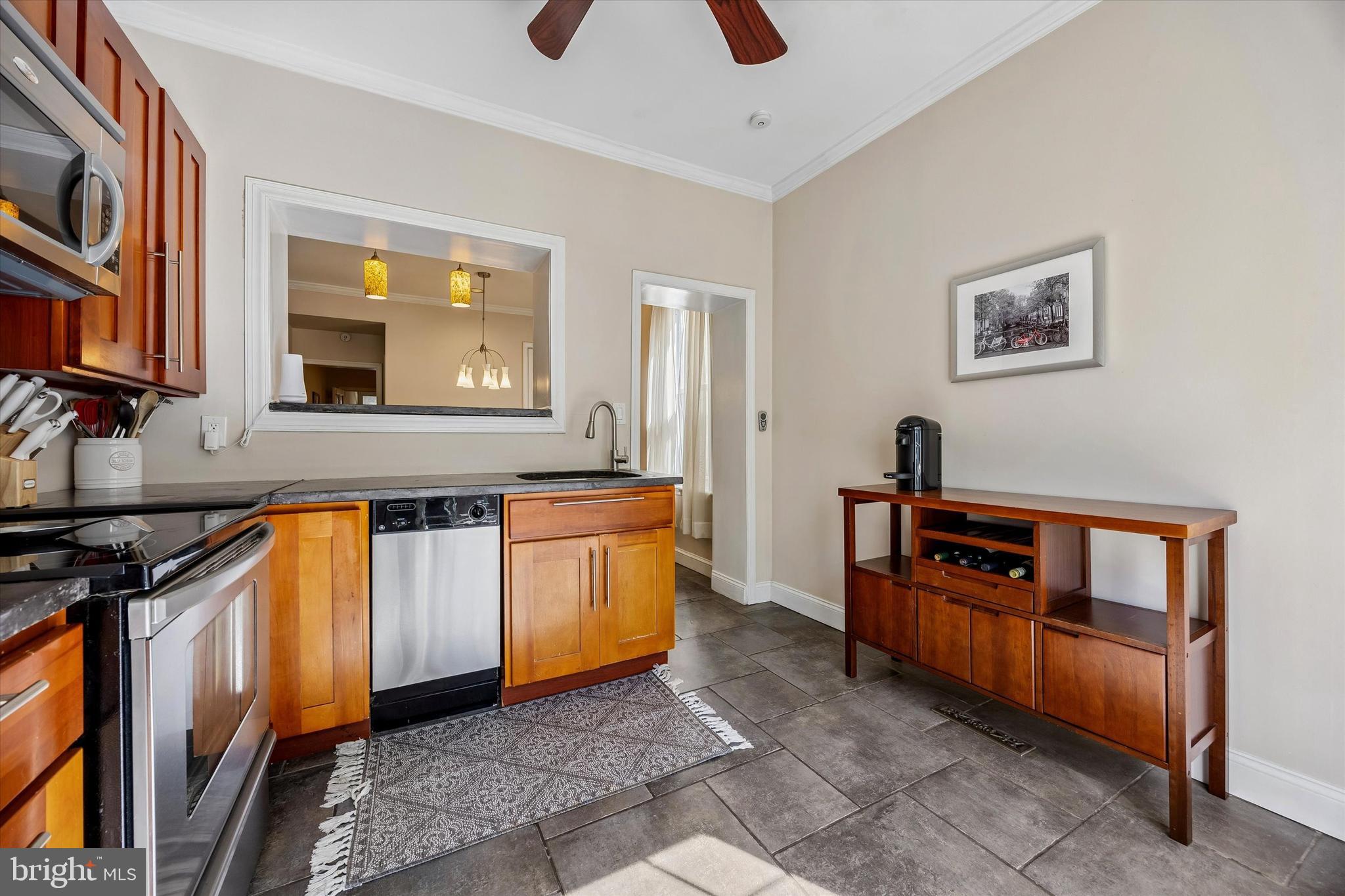 ROXBOROUGH - Residential