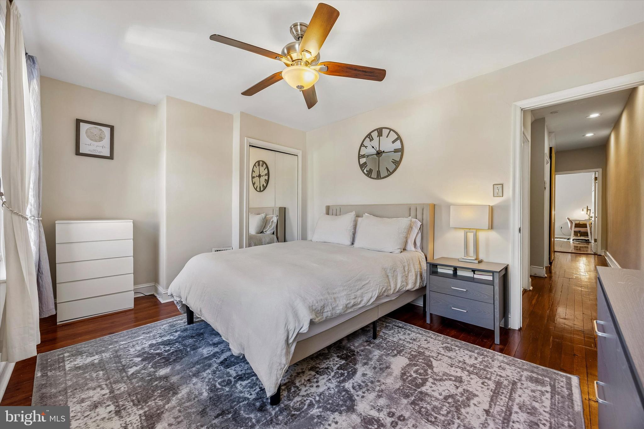 ROXBOROUGH - Residential