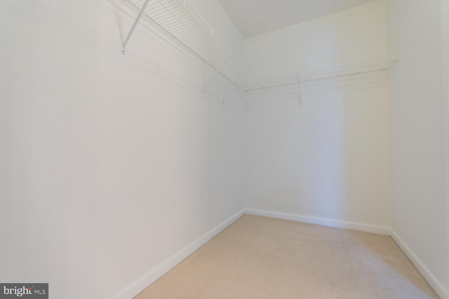 PLEASANT VIEW - Residential Lease