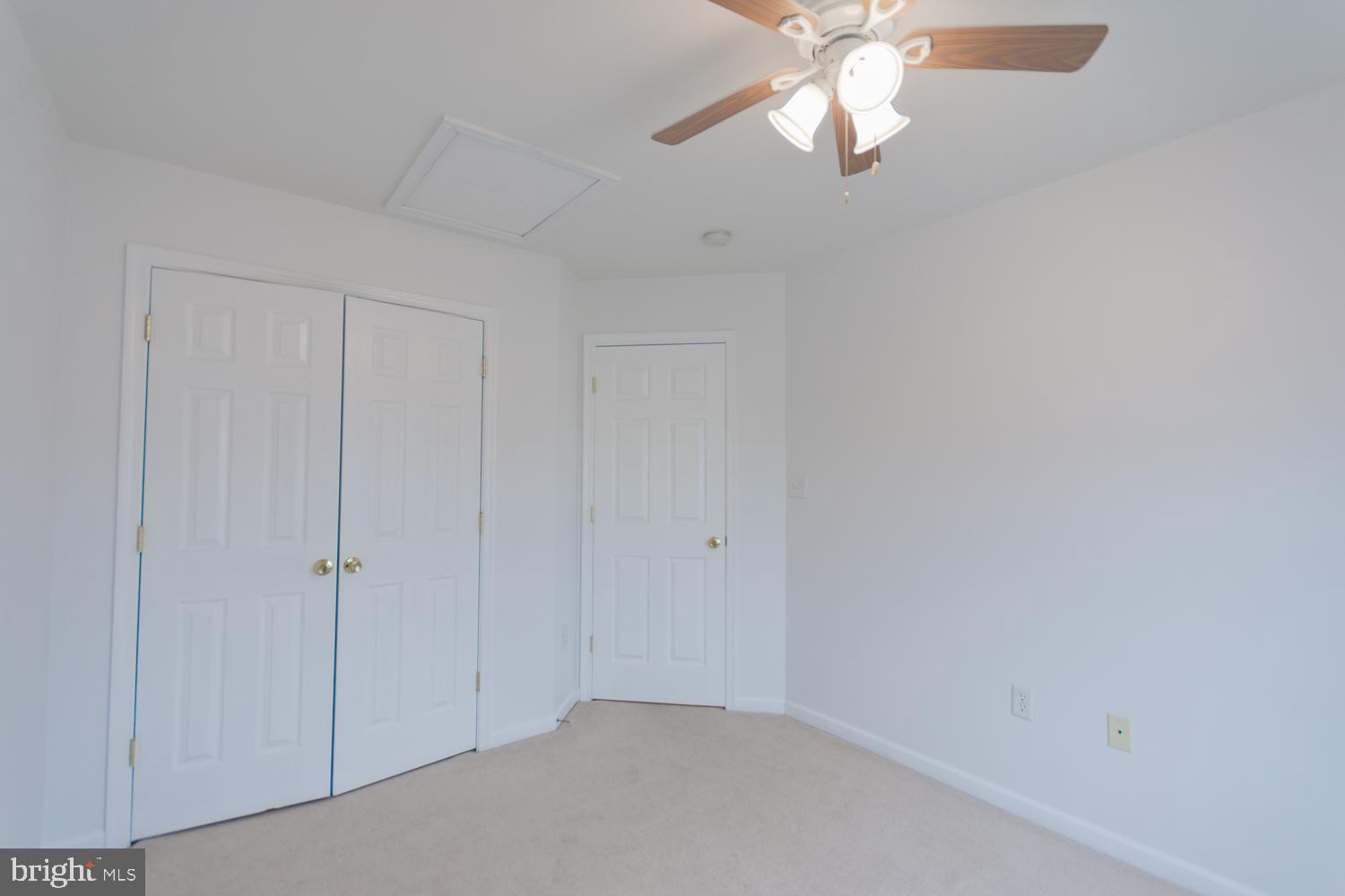 PLEASANT VIEW - Residential Lease