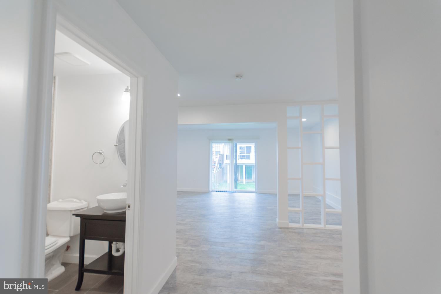 PLEASANT VIEW - Residential Lease