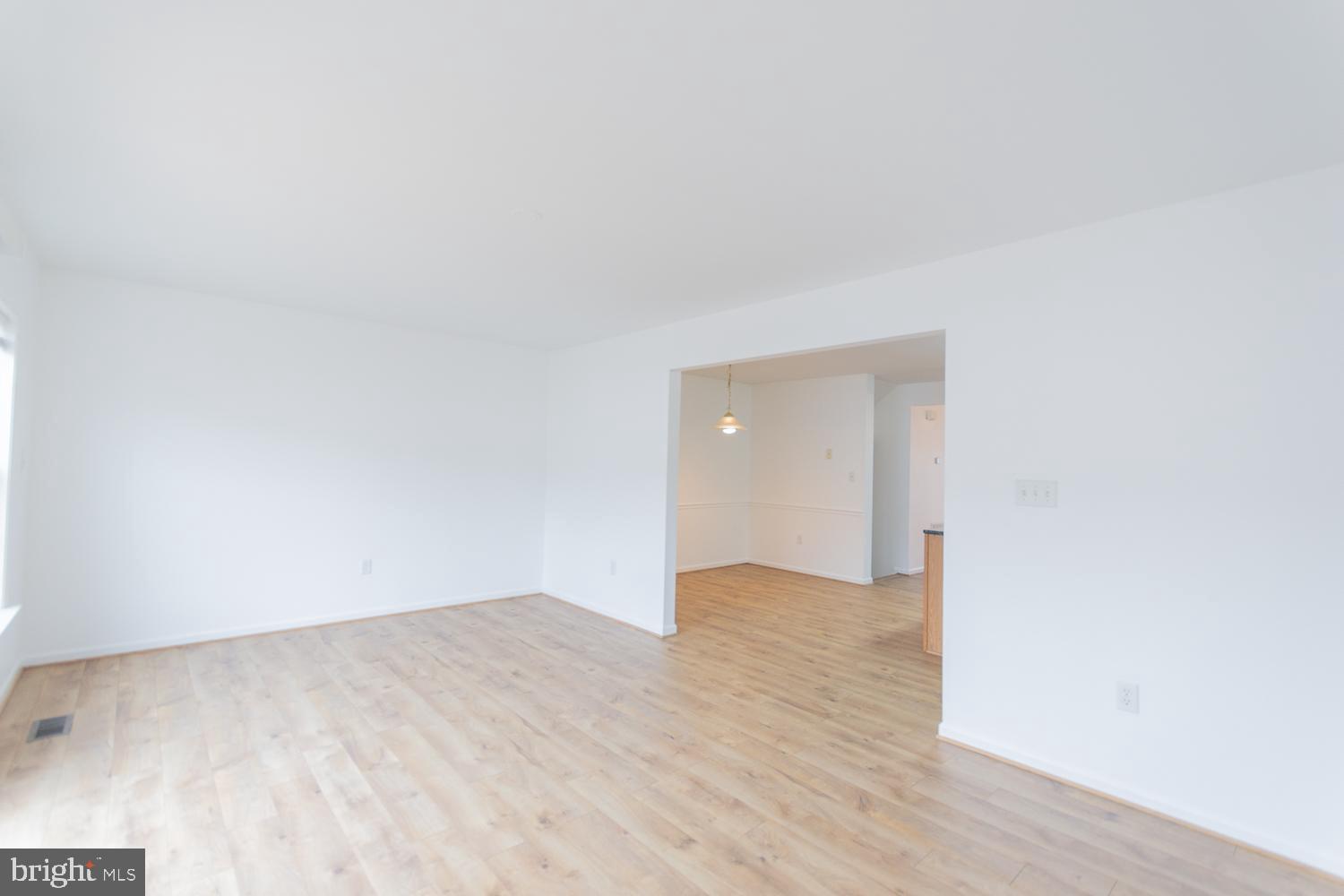 PLEASANT VIEW - Residential Lease