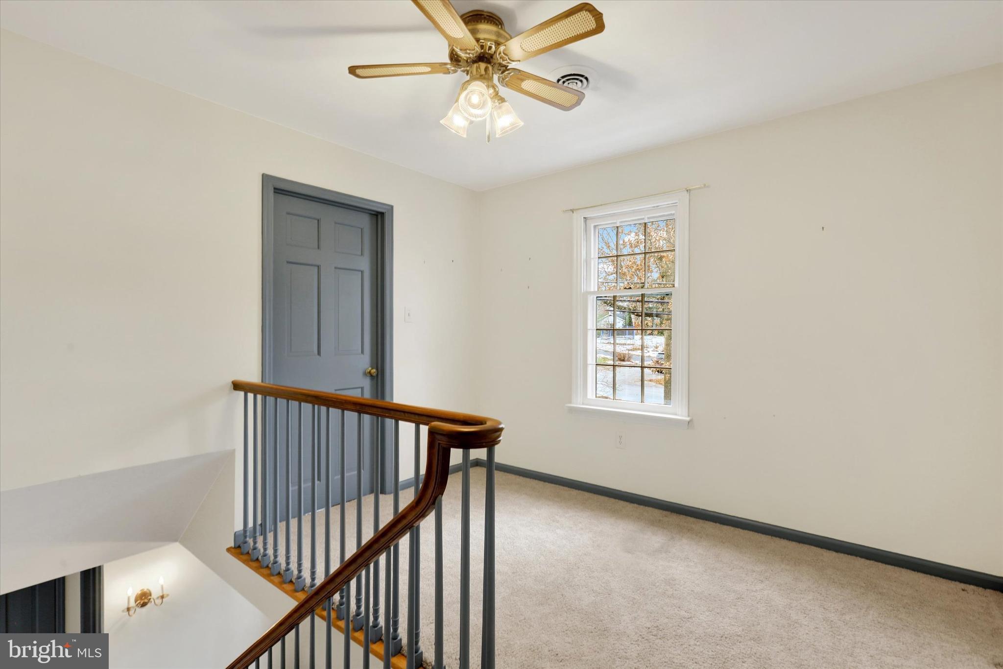 POINT RIDGE FARMS - Residential