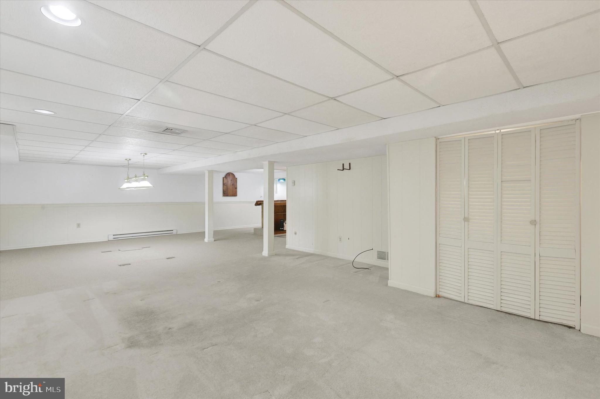 POINT RIDGE FARMS - Residential