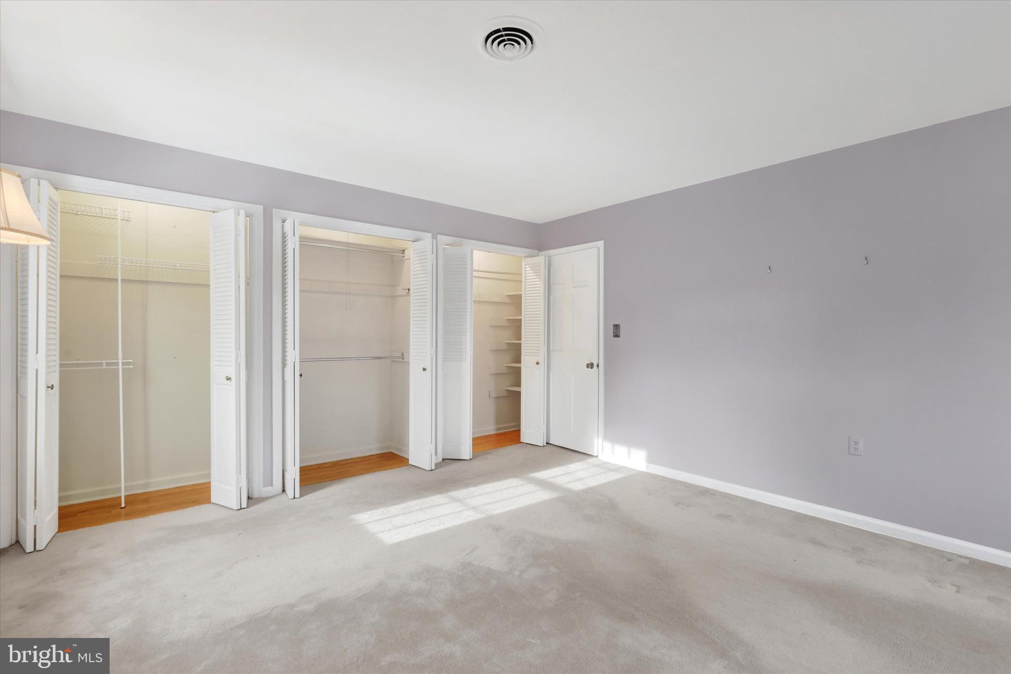 POINT RIDGE FARMS - Residential