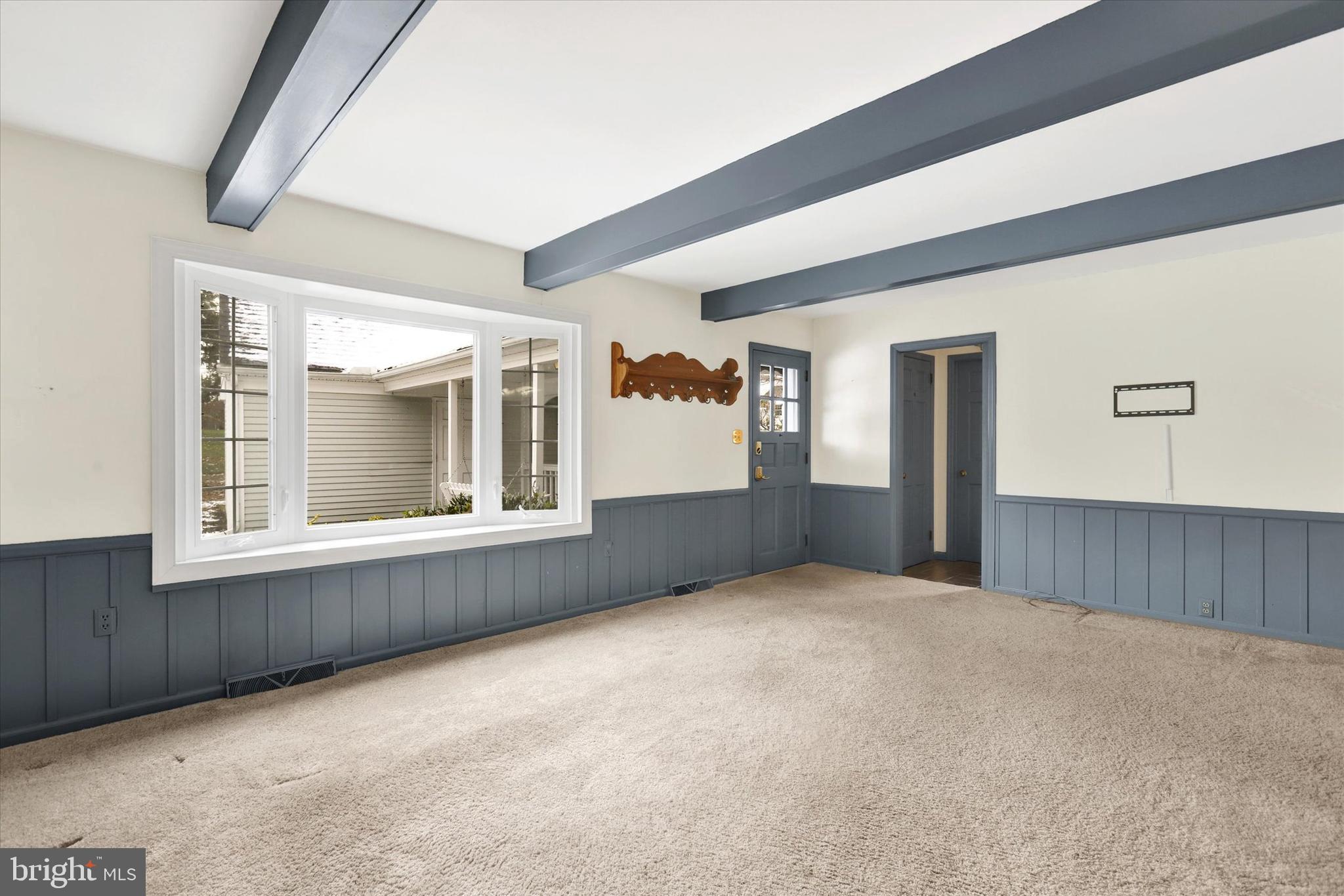 POINT RIDGE FARMS - Residential